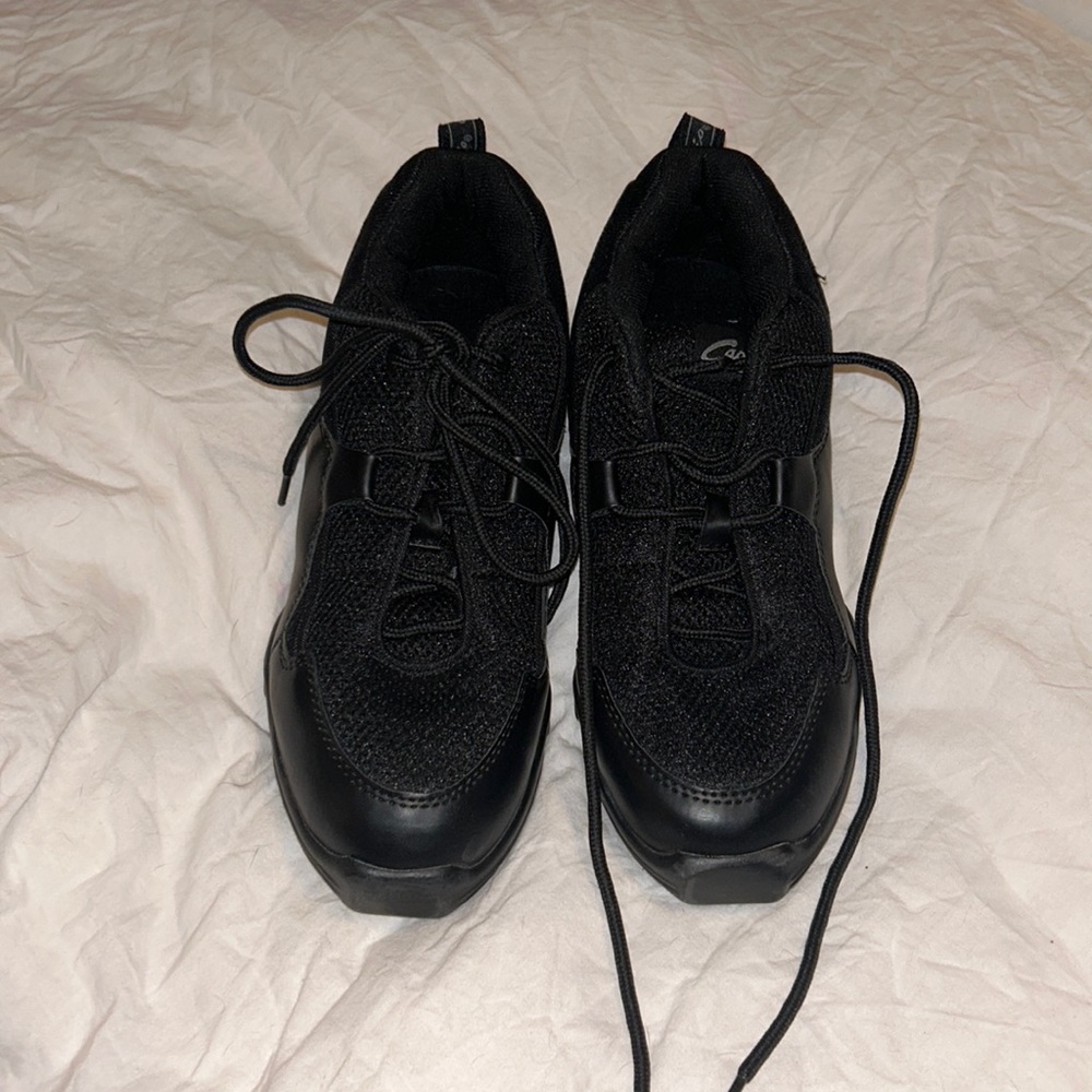 Gently used size 9 Caprezios Jazz shoes